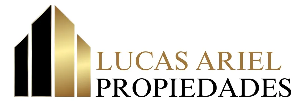 Пятикомнатная квартира с балконом и мебелью в Balvanera