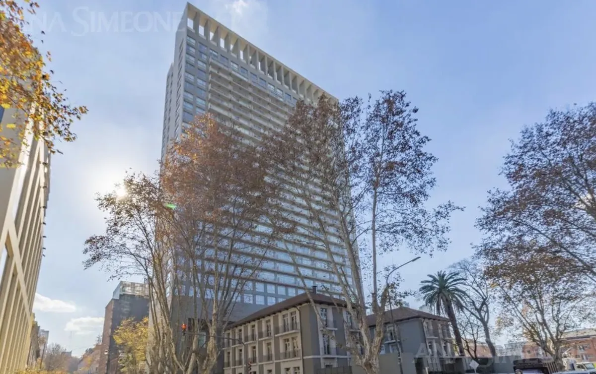 Kitnet (monoambiente) com varanda e vista para o Dique 2 em San Telmo