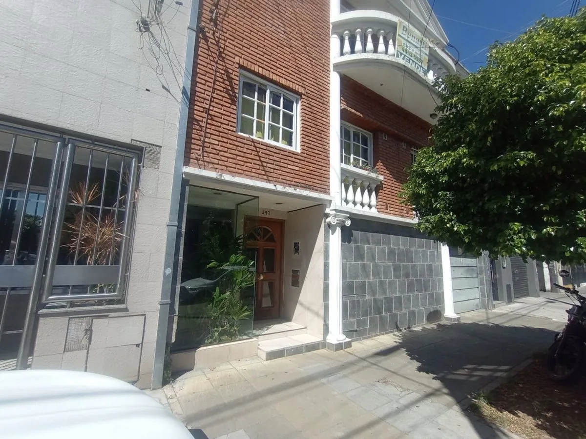 Departamento de 2 dormitorios en Ramos Mejía