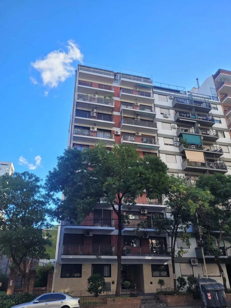 Apartamento de dois ambientes com varanda em Belgrano