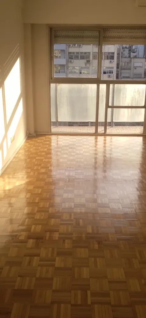 Three-bedroom apartment in San Nicolás