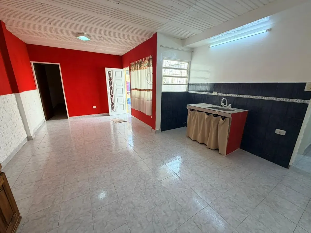 Ground-floor PH with 2 bedrooms in Victoria