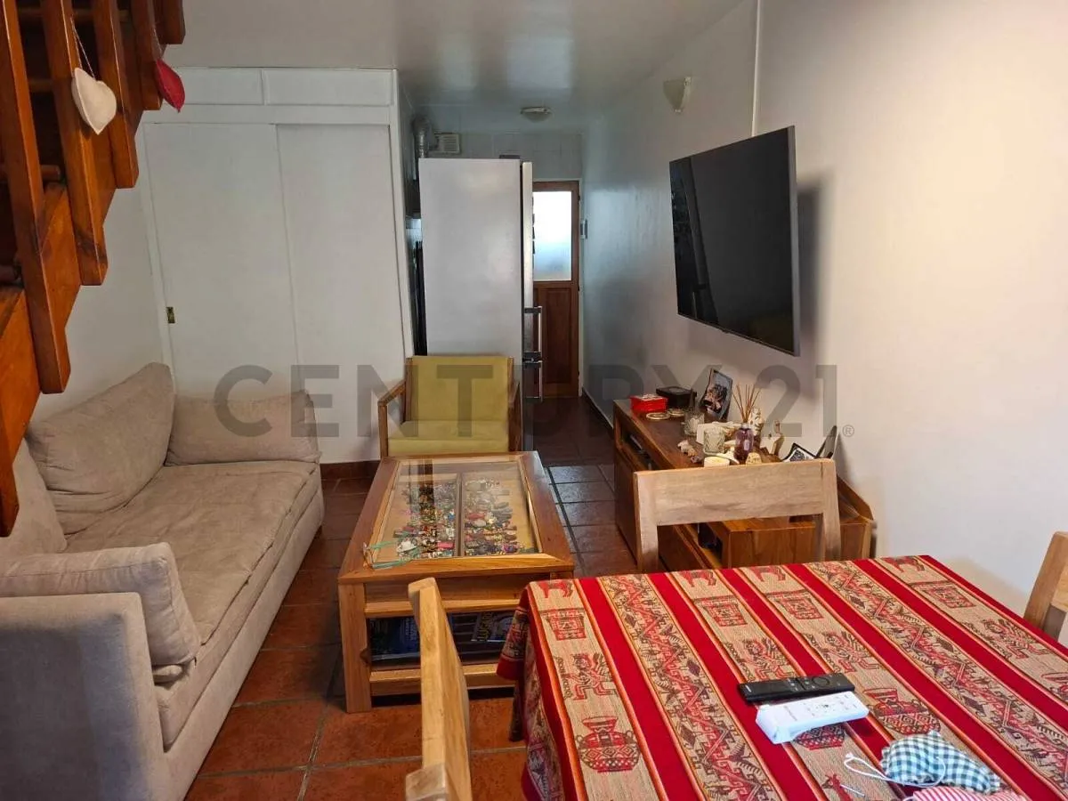Duplex de 2 ambientes com 1 quarto em Morón
