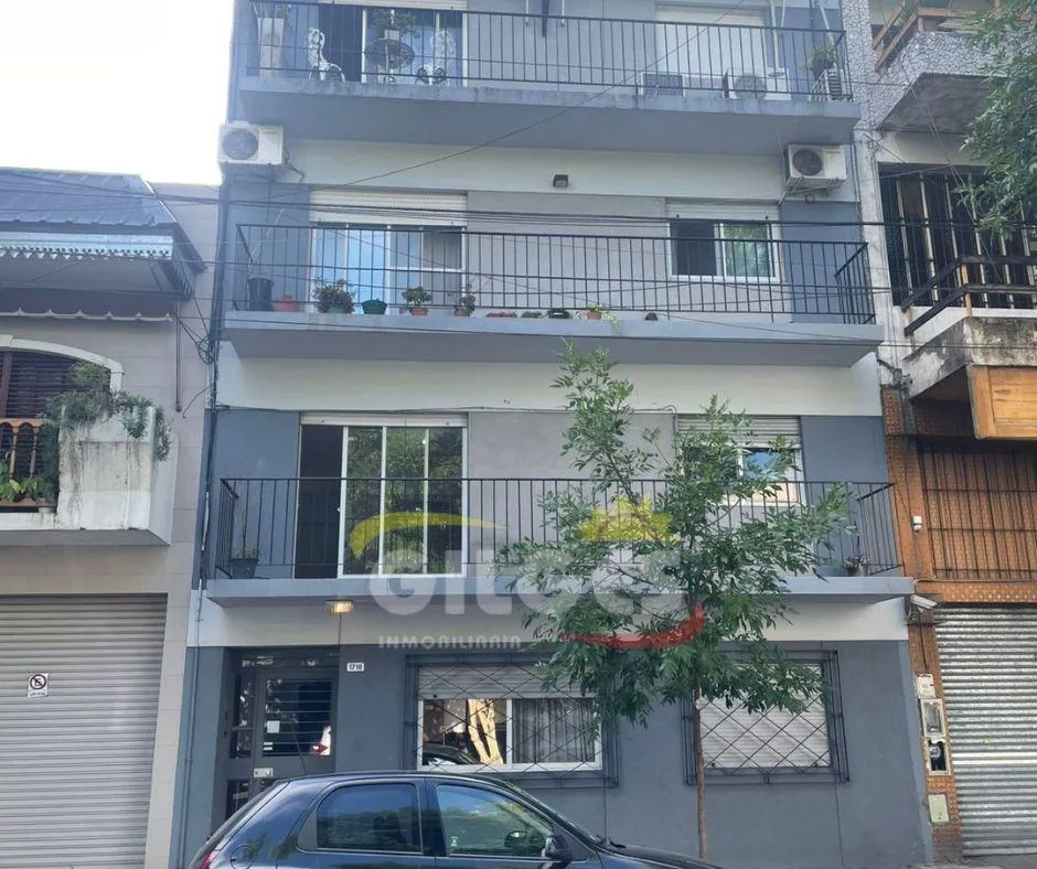 Apartamento de dois ambientes com 1 quarto em Mataderos