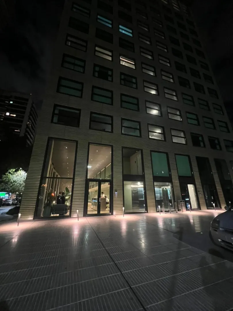 Departamento de 3 ambientes en Puerto Madero con cochera