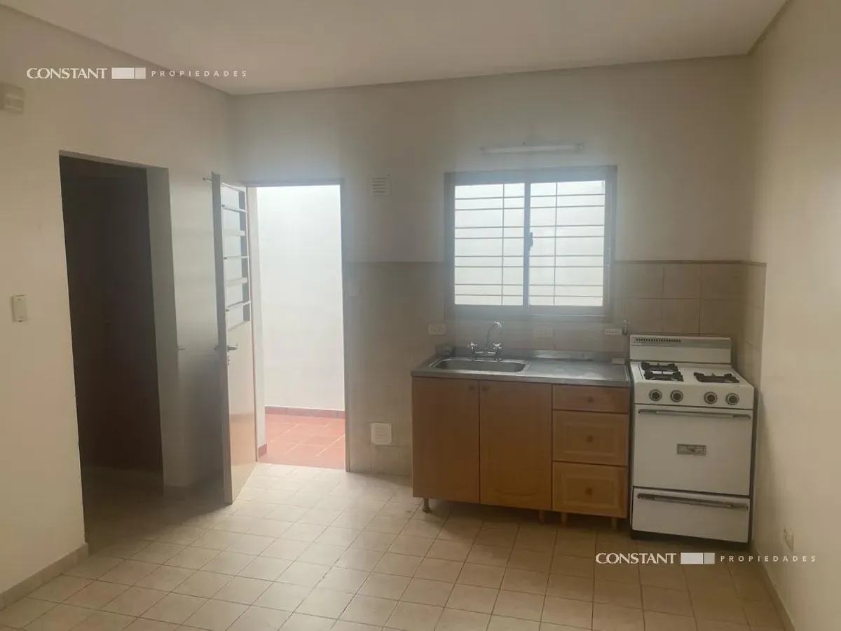 Departamento de 2 ambientes en La Plata