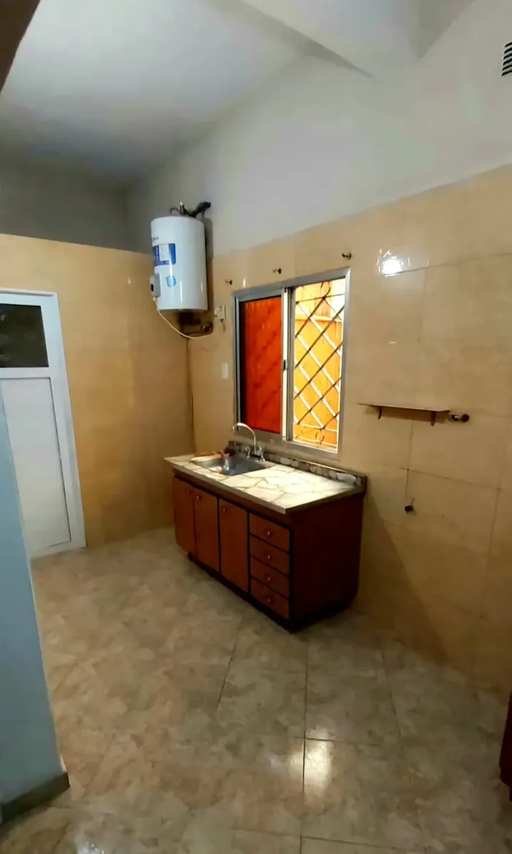 One-bedroom ground-floor apartment in Quilmes