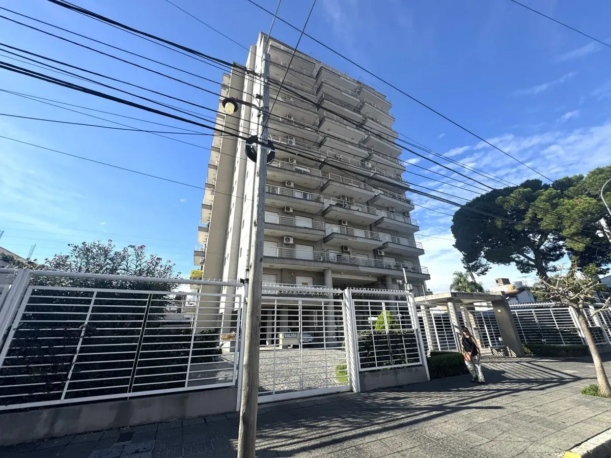 Monoambiente en alquiler en Caseros, Tres de Febrero