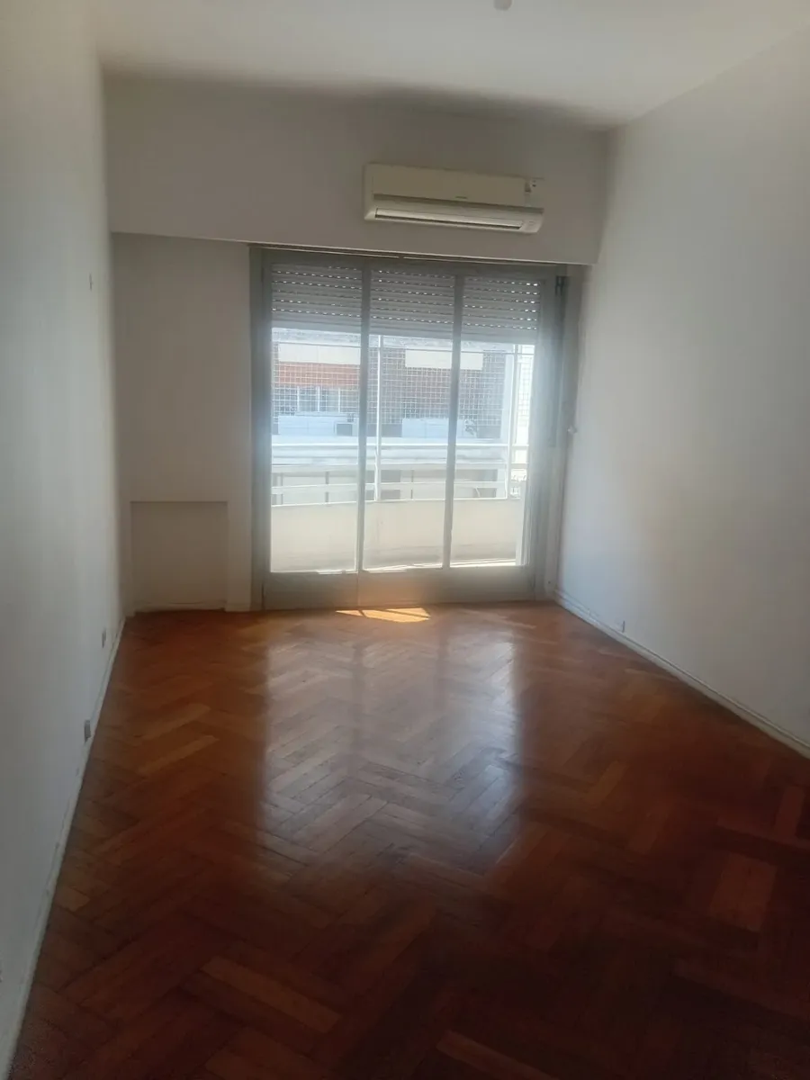 Departamento de 2 ambientes con balcón en San Nicolás