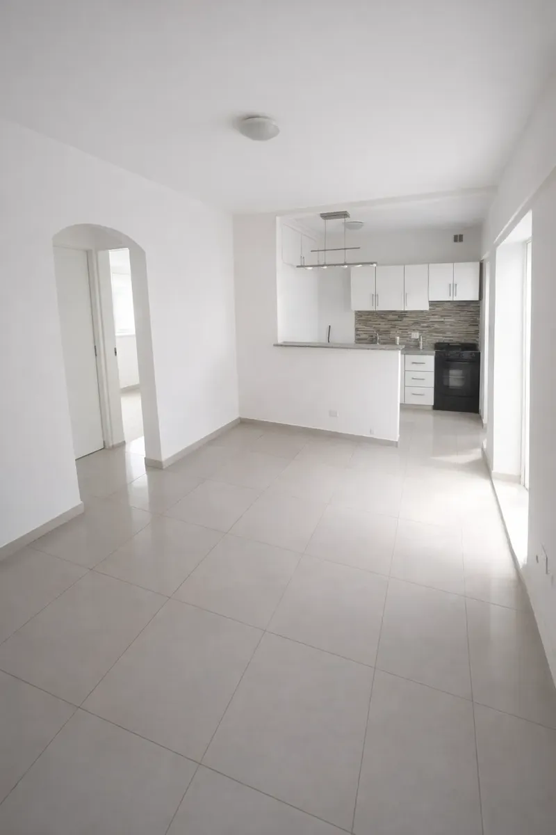 Квартира с 1 спальней и патио в Villa Devoto рядом с Plaza Arenales