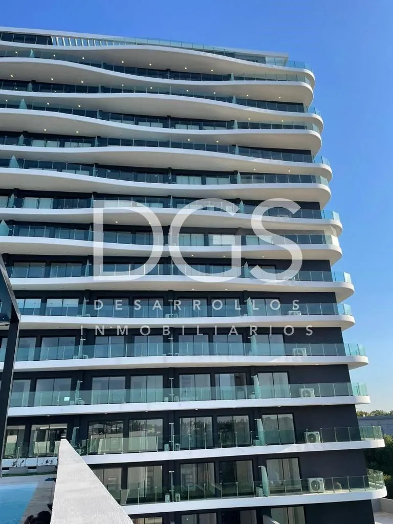 Departamento de 2 ambientes con cochera en Remedios de Escalada, Lanús