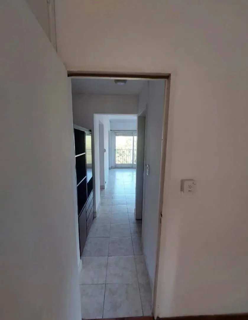 Departamento En Alquiler De 2 Ambientes En Adrogué