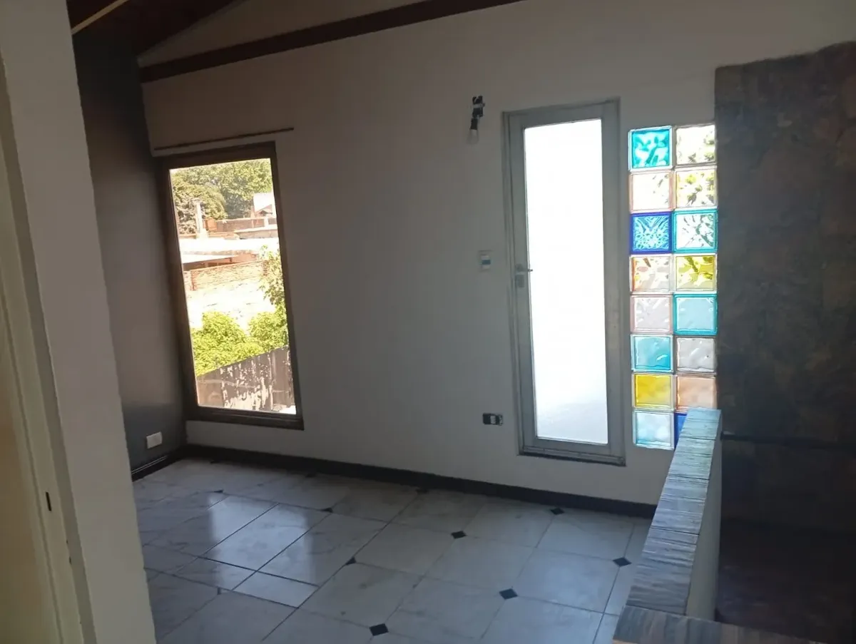 Two-room apartment with patio in General San Martín