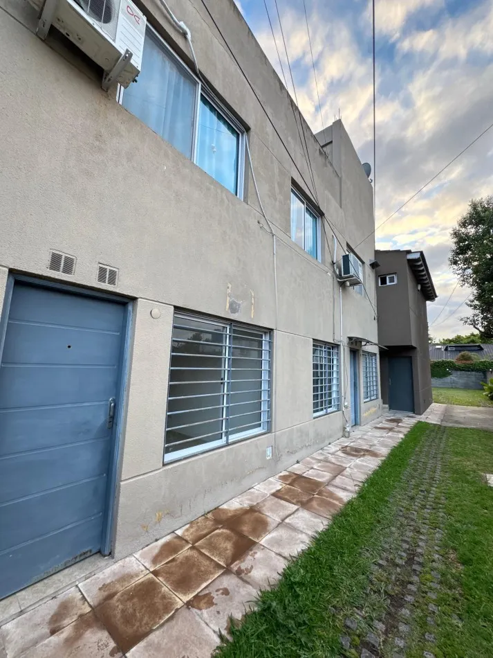 Kitnet em térreo em Morón