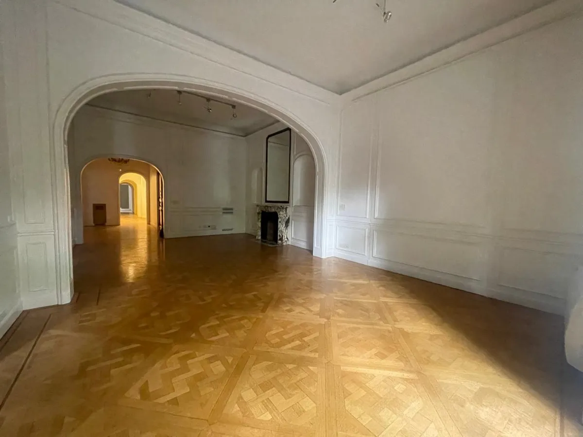 Apartamento de 4 dormitórios em Retiro