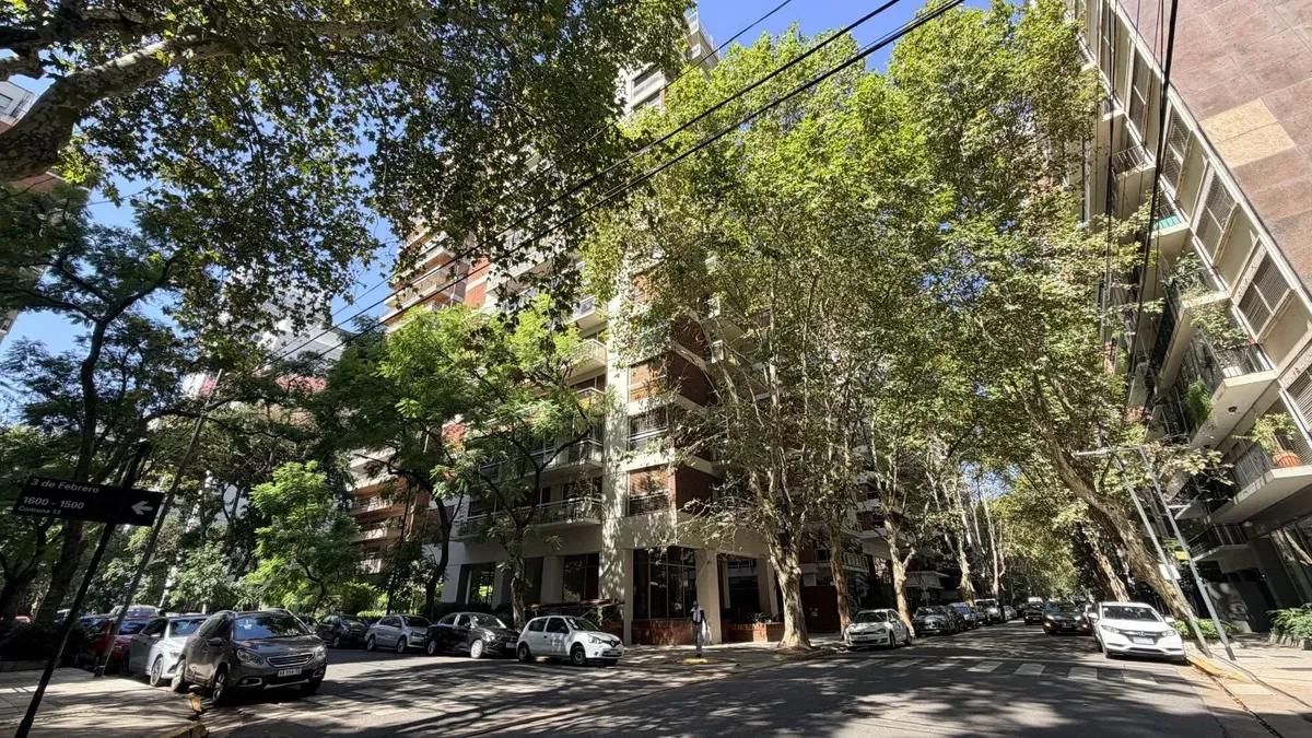 Departamento de 4 dormitorios en Belgrano con cochera