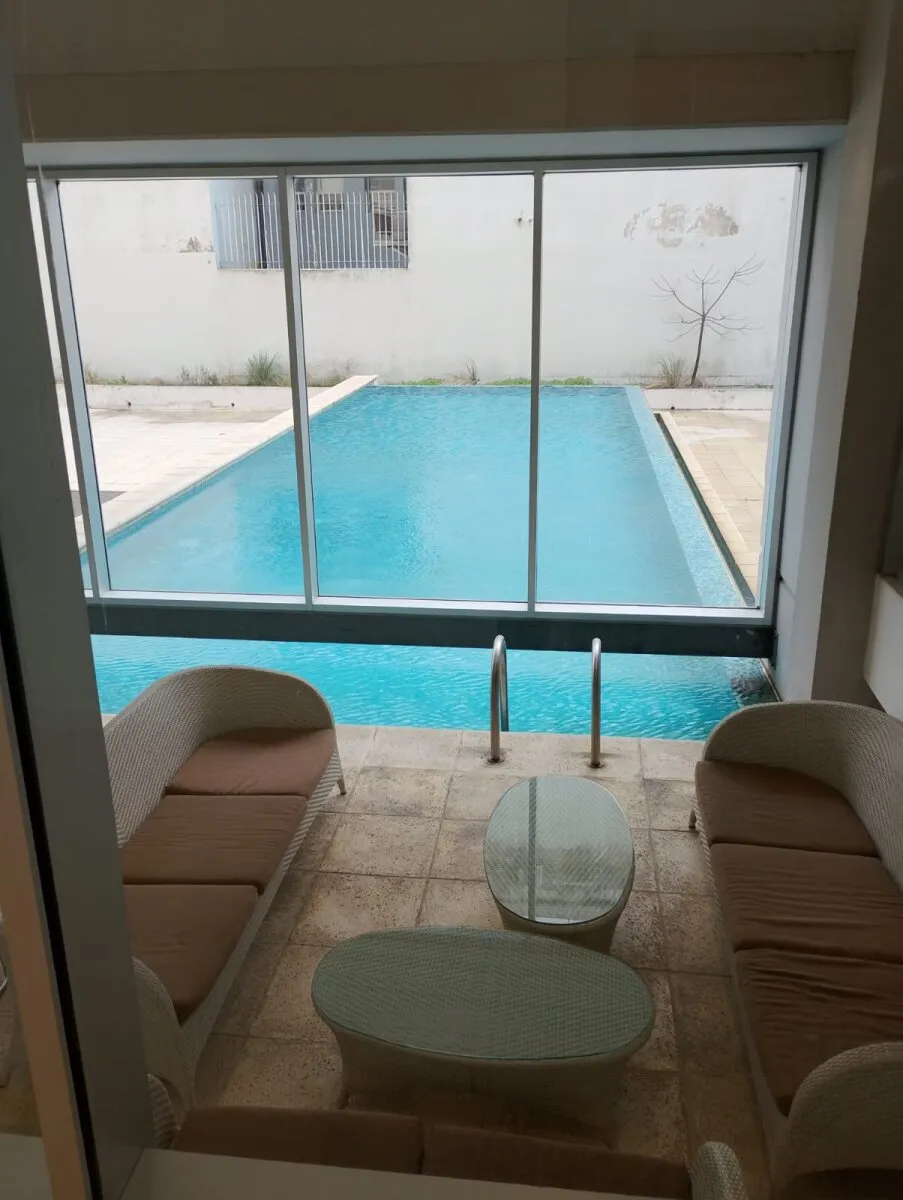 Apartamento de 3 ambientes com 2 dormitórios em San Telmo