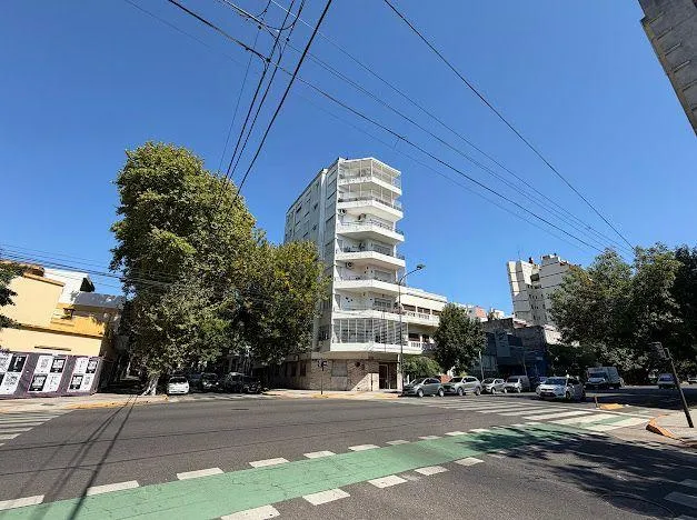 Departamento de 4 ambientes reciclado en Villa Ortúzar