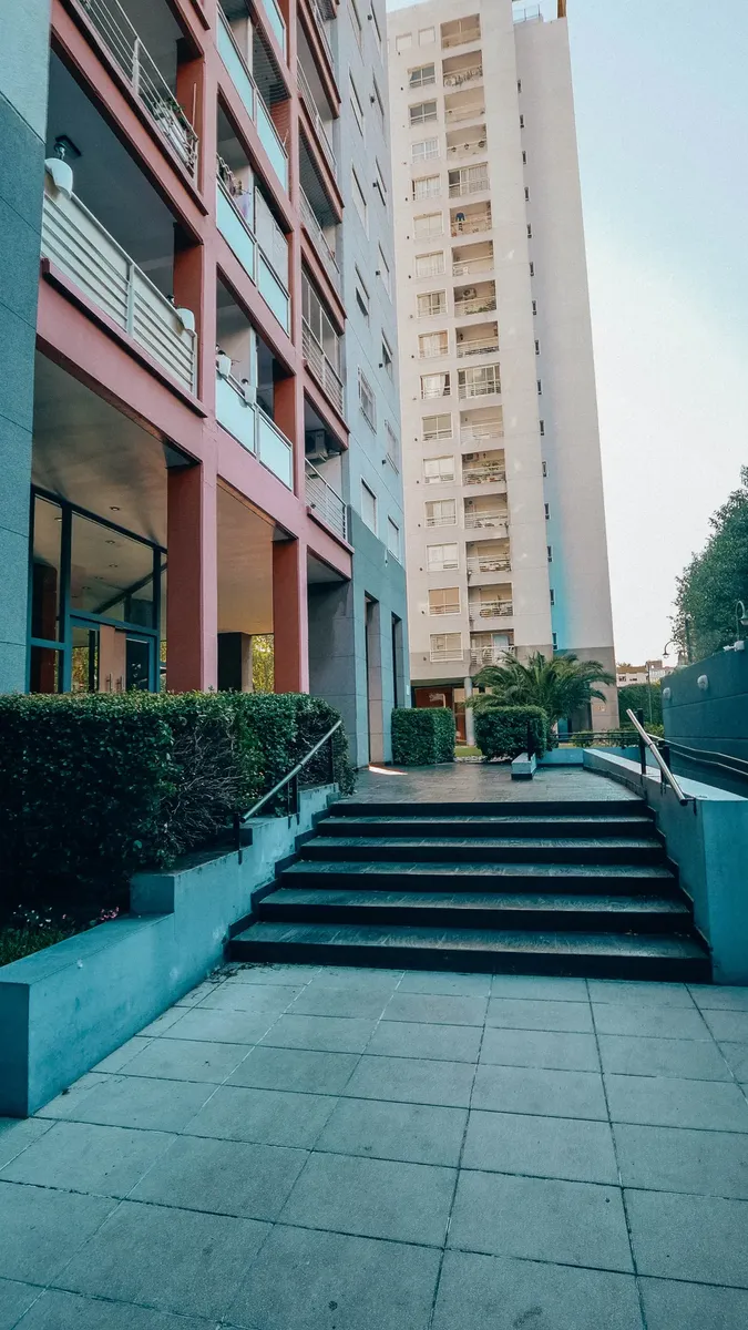 Двухкомнатная квартира с балконом в Coghlan