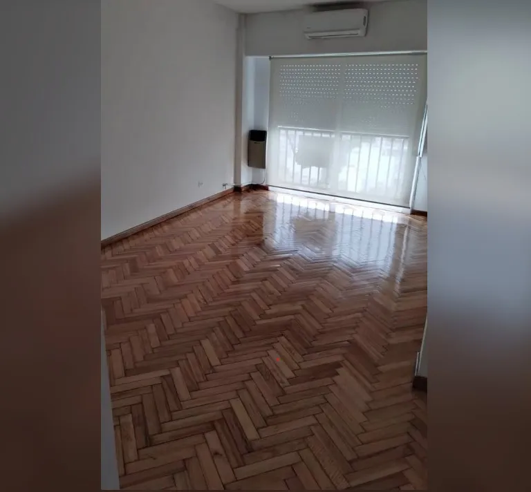 Studio apartment with river views in Olivos