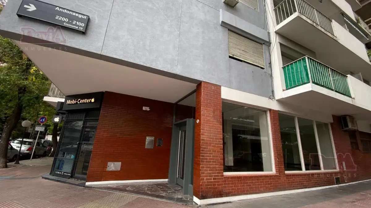 Two-room apartment with balcony in Villa Urquiza