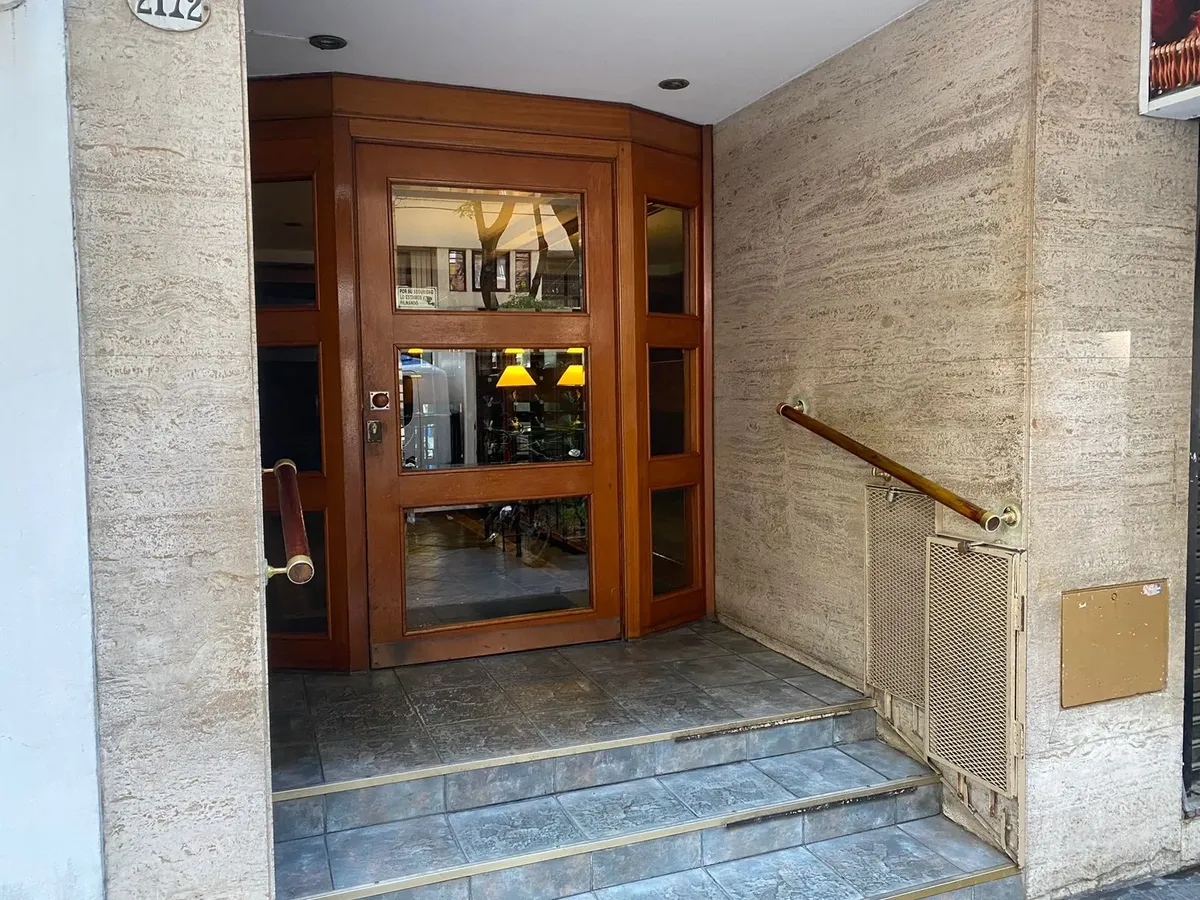 Three-room apartment with balcony in Villa Urquiza