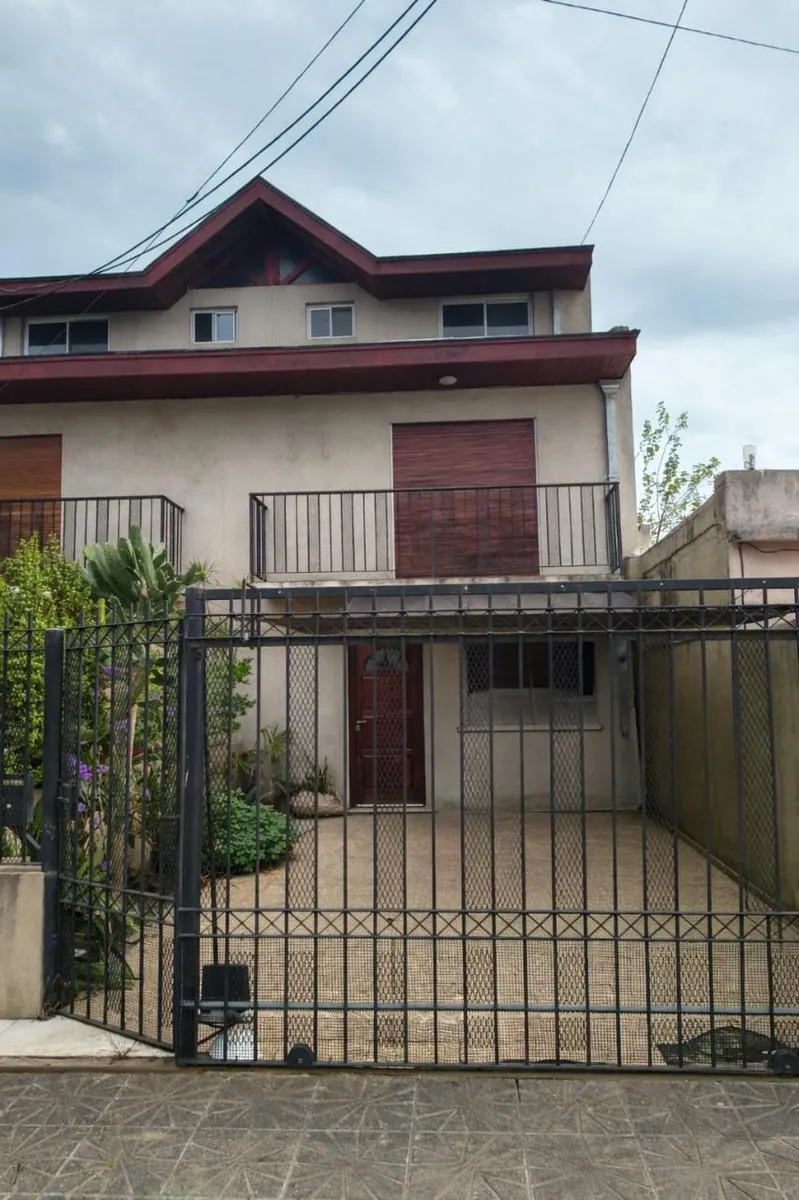 Triplex para aluguel com 3 dormitórios em Hurlingham