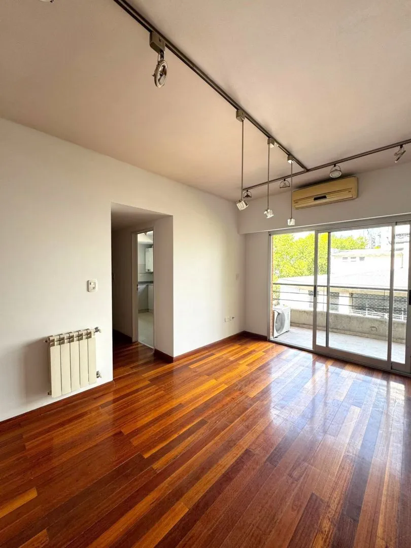 Departamento de 2 ambientes con balcón en General San Martín