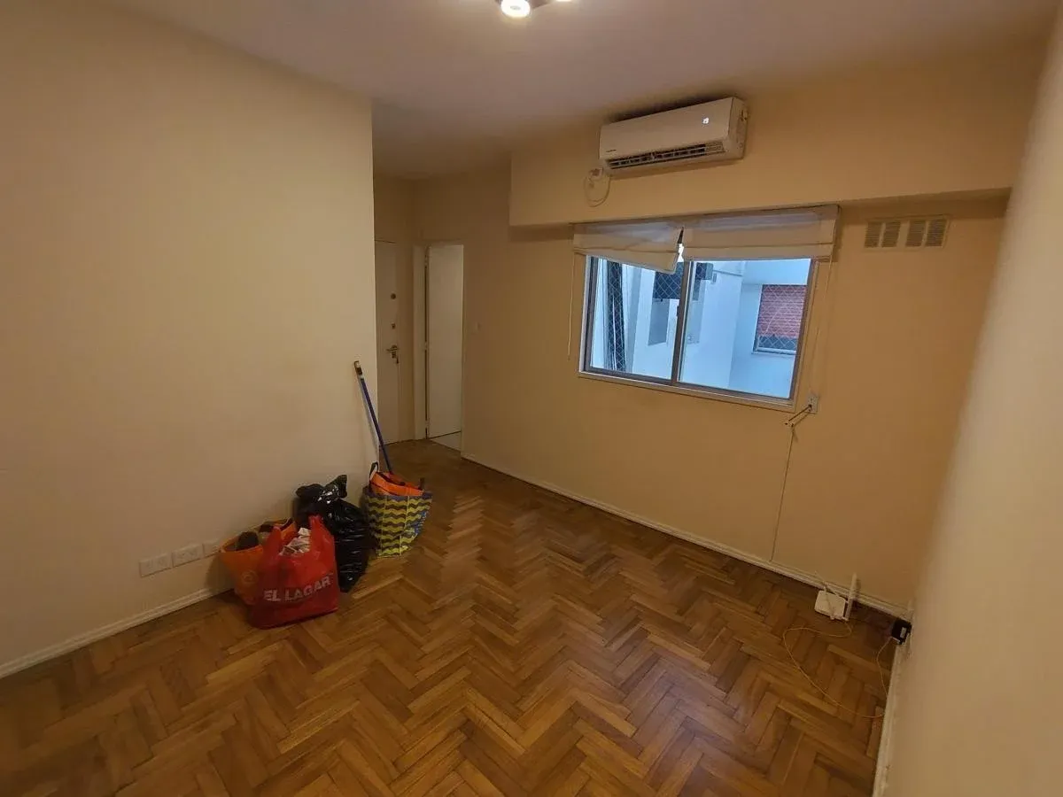 Apartamento de três ambientes reformado em Caballito