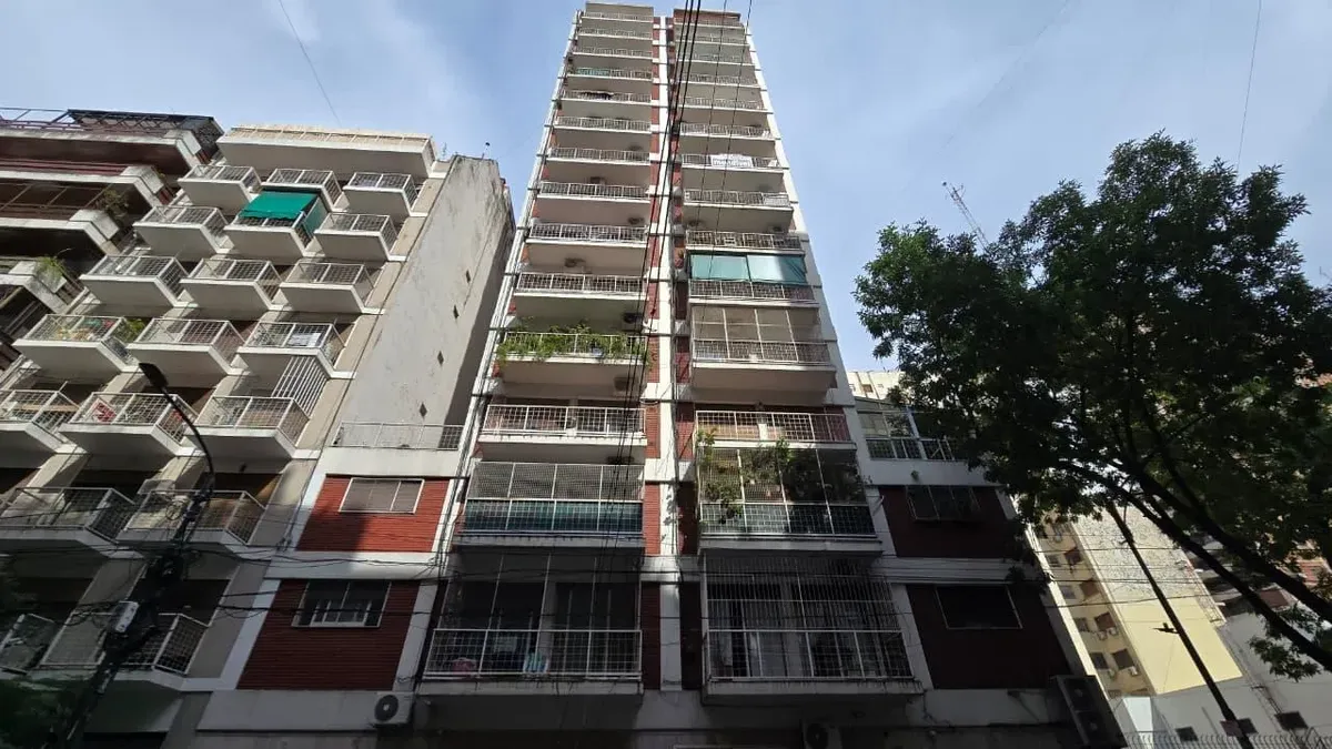 Departamento de 2 ambientes con balcón en Flores