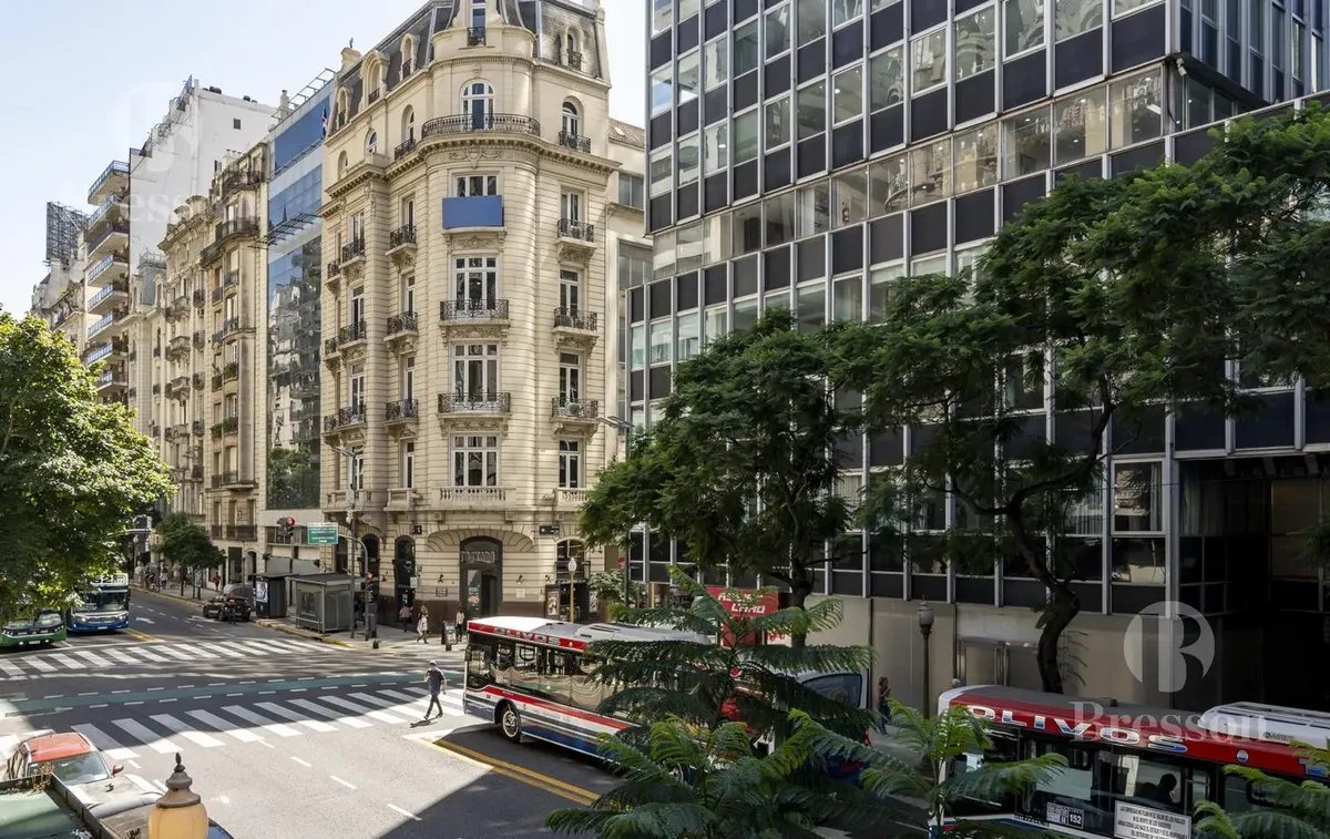 Monoambiente reciclado a estrenar en Retiro con baulera