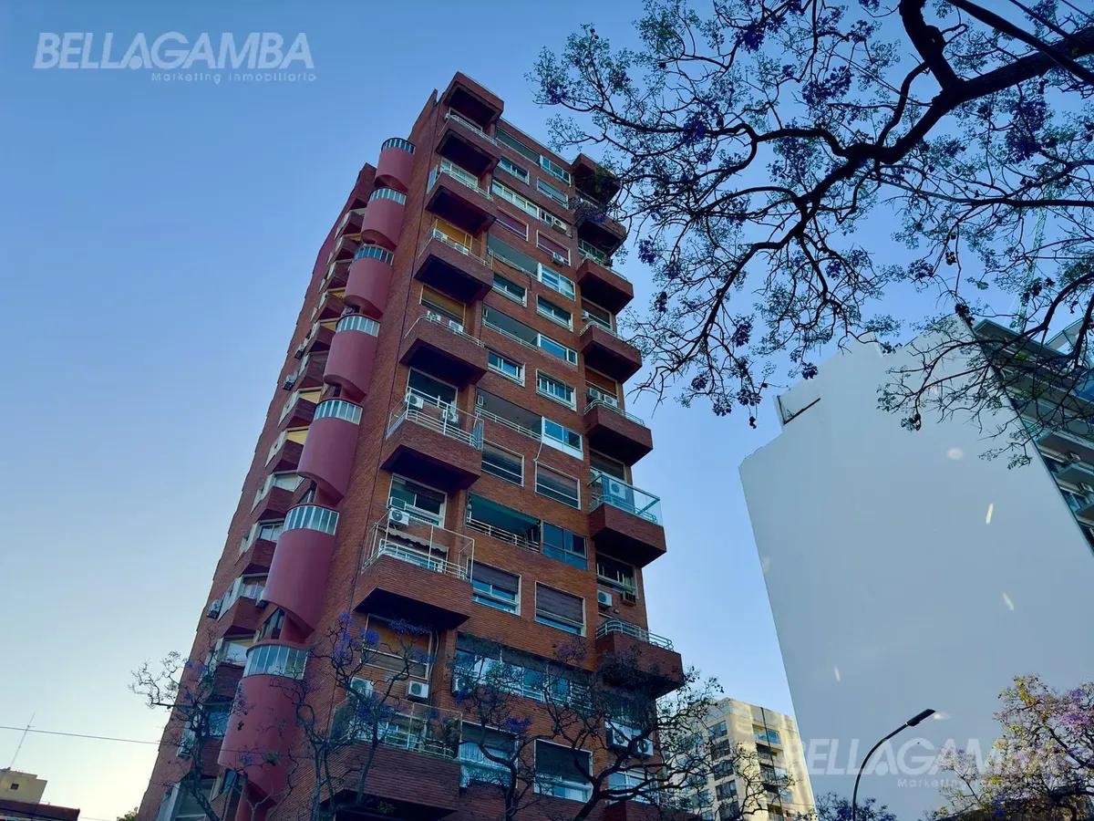 Duplex three-room apartment in Vicente López