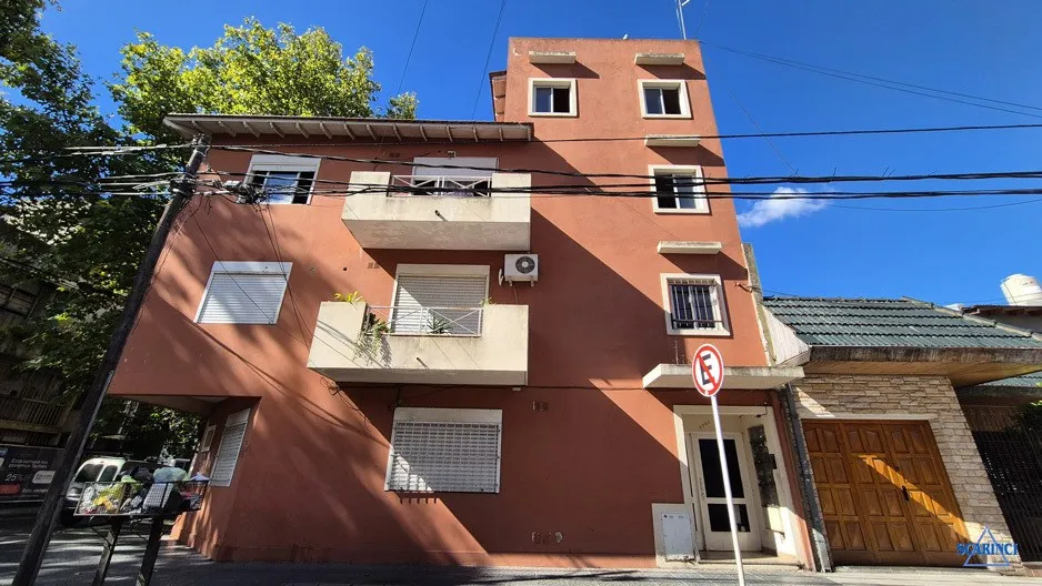 Apartamento de dois ambientes em Santos Lugares, Tres de Febrero
