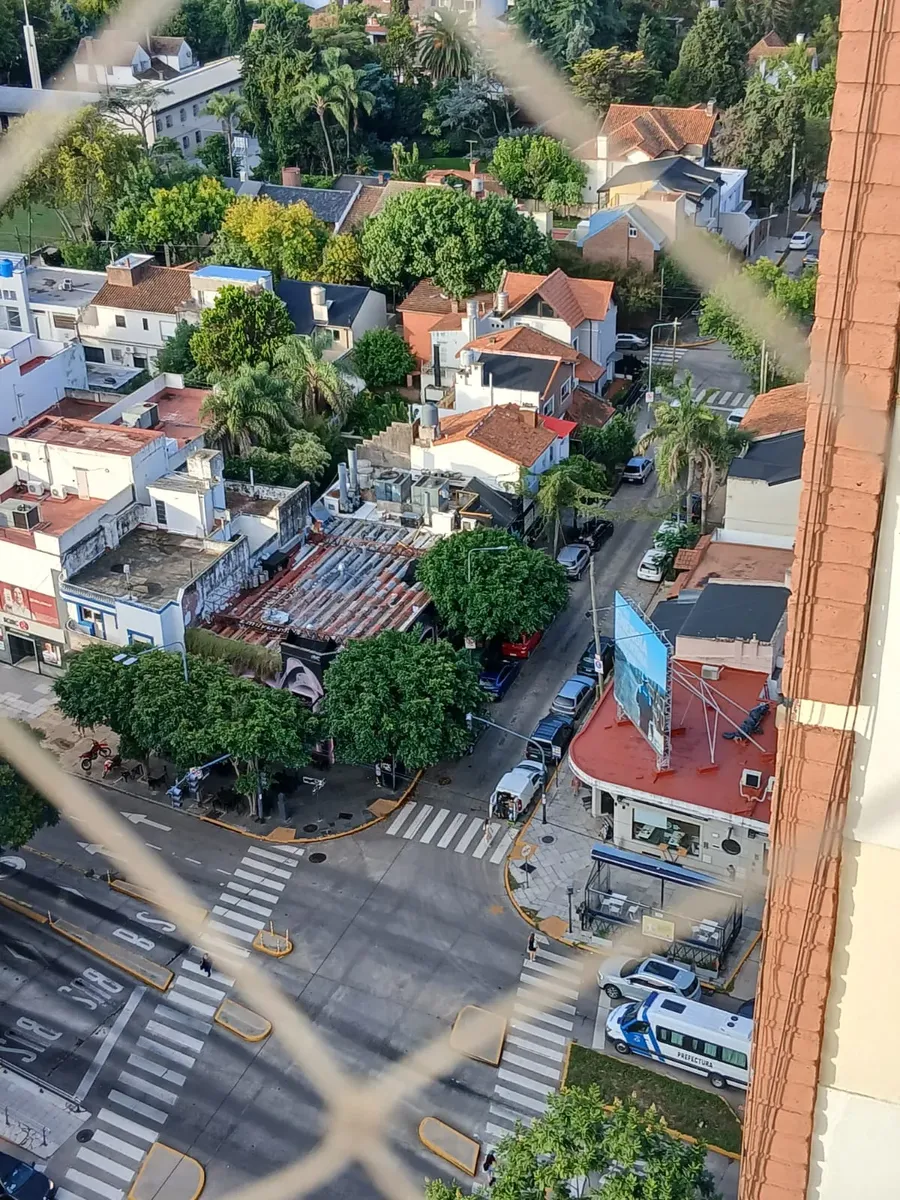 Three-room apartment on Av. Maipú in Olivos