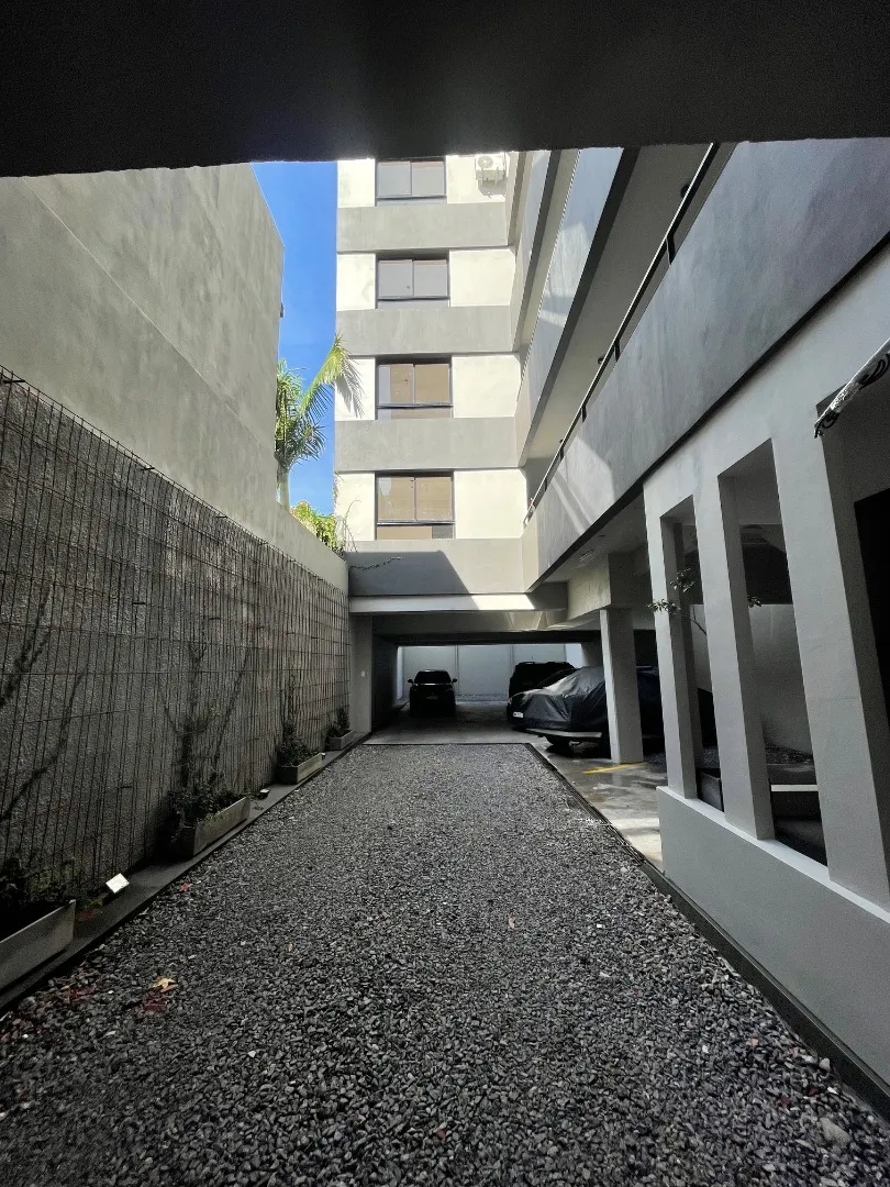 Новая двухкомнатная квартира с балконом и зоной гриля в Coghlan