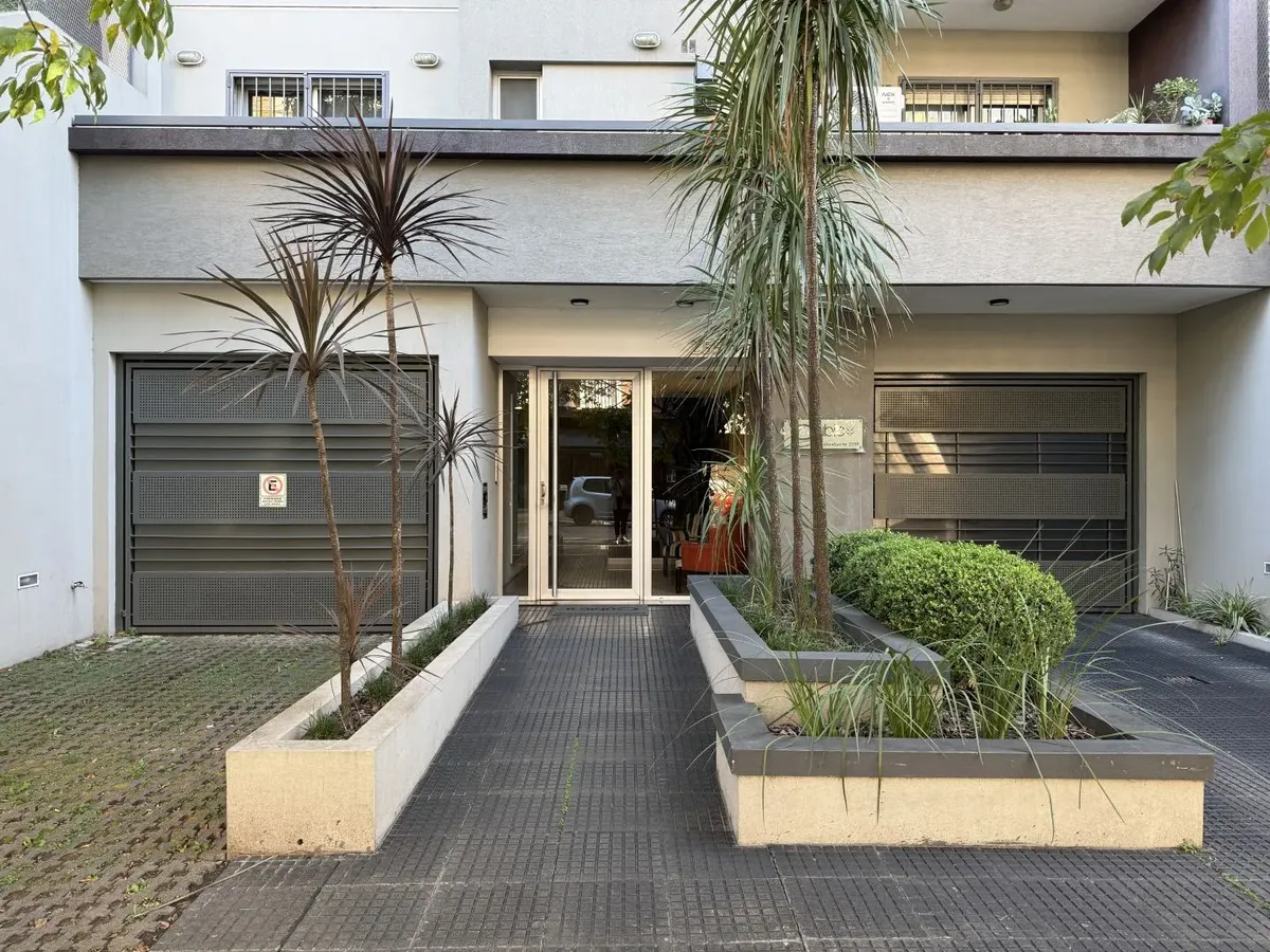 Departamento de 2 ambientes con balcón en Castelar, Morón