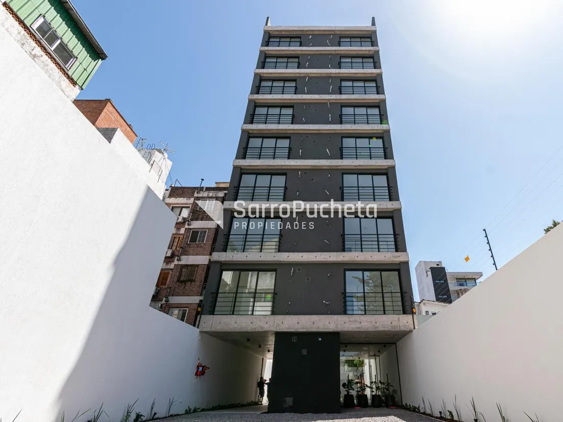 Alquiler Departamento 2 Ambientes Semipiso Al Frente Con Parrilla En Haedo