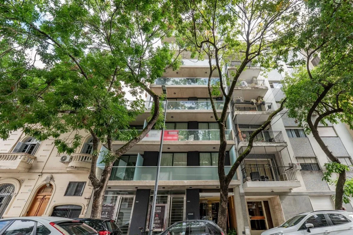 Квартира с двумя комнатами в Colegiales, новая