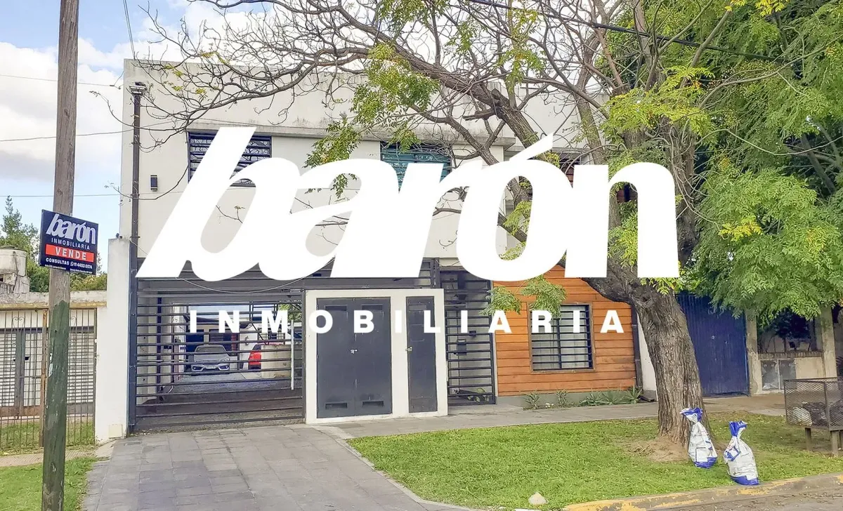 Two-bedroom duplex in Lomas de Zamora