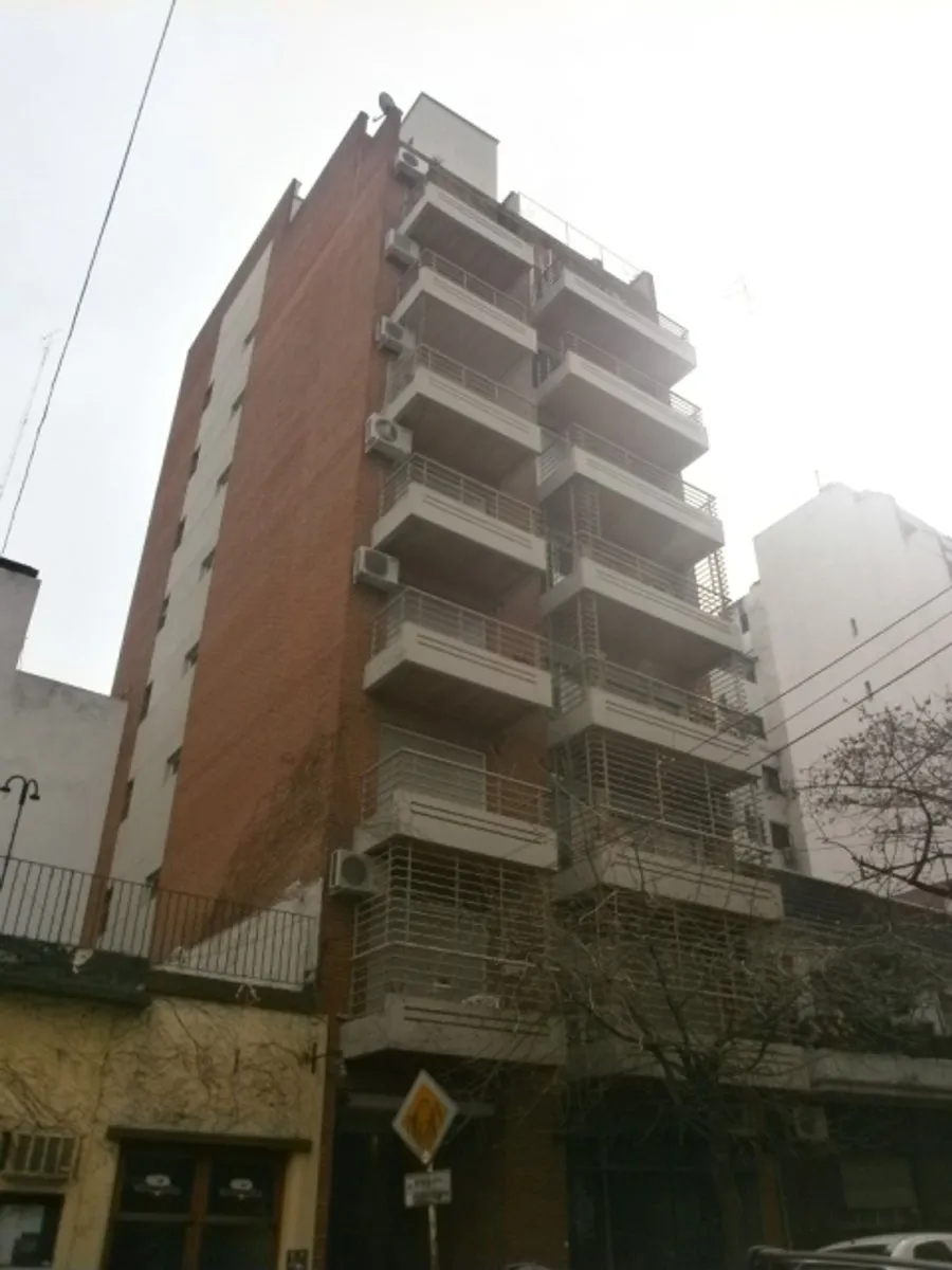 Kitnet divisível no 4º andar em Balvanera