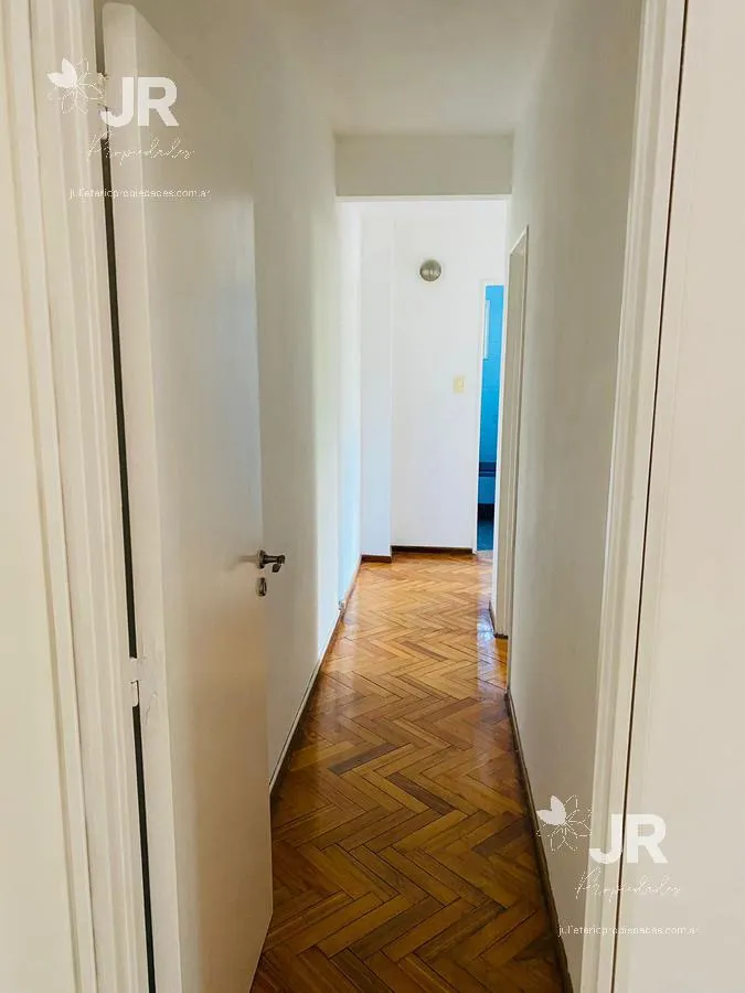 Departamento de 3 ambientes en alquiler en Monte Castro