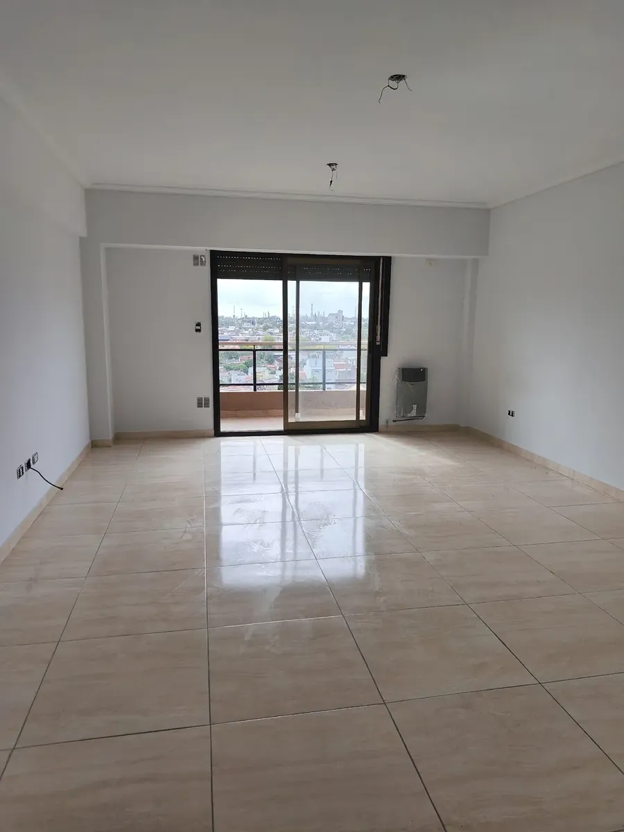 Квартира-студия с балконом в Avellaneda