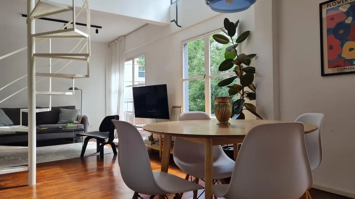 Apartamento triplex mobiliado de 2 quartos em Palermo