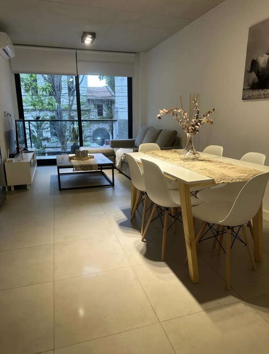 Furnished one-bedroom apartment in Palermo Hollywood