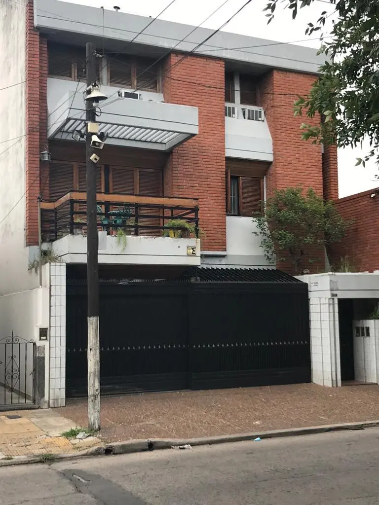 Apartamento de 4 quartos em Tres de Febrero