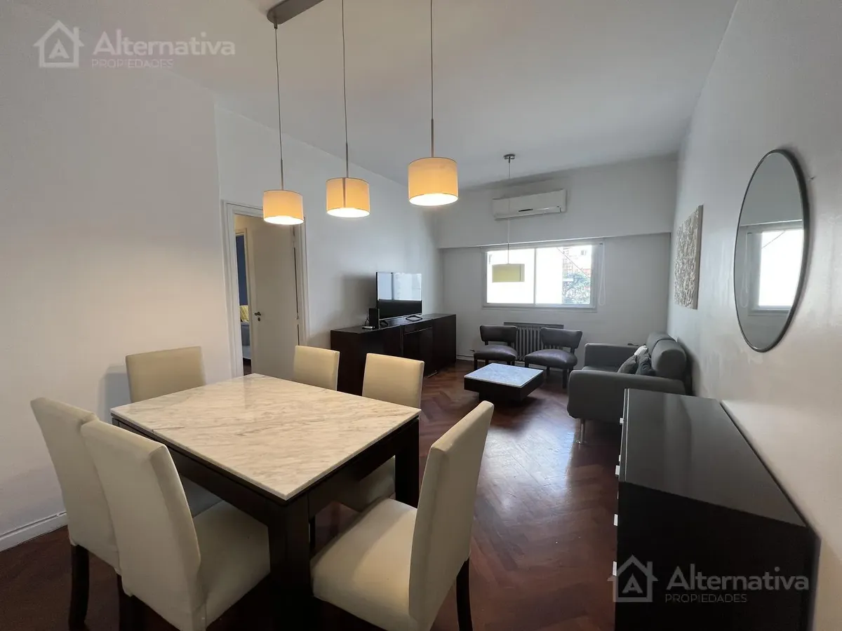 Apartamento de três ambientes mobiliado em Recoleta