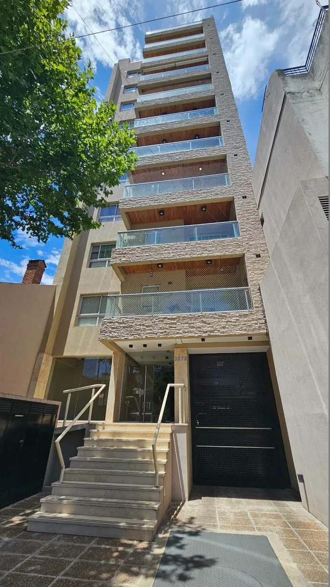 Apartamento de 2 ambientes de 1 dormitório em Lanús Oeste