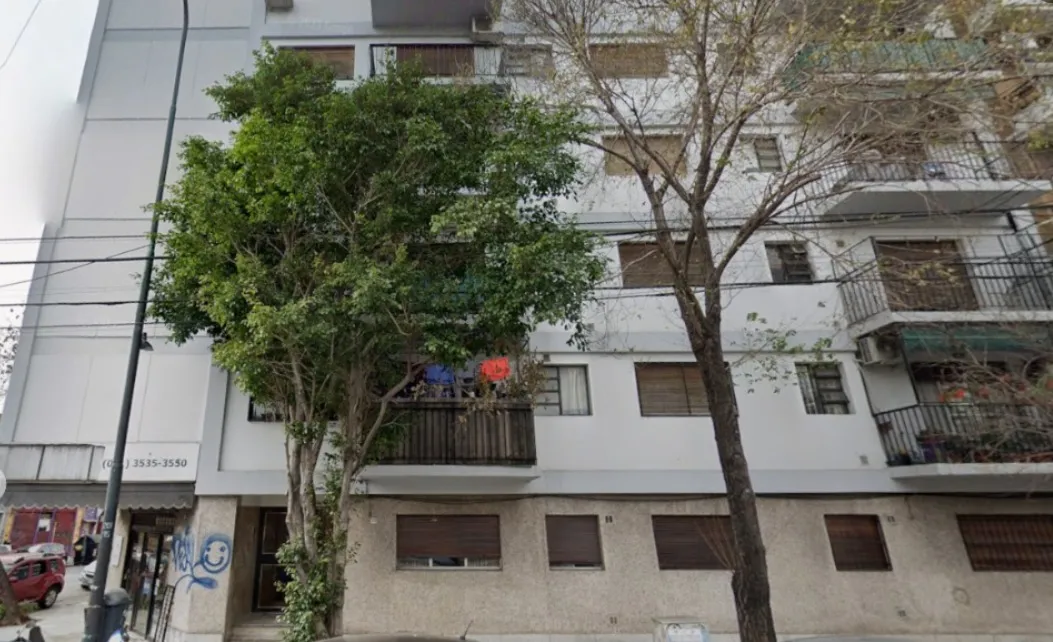 Квартира с 2 комнатами и балконом на улицу в Villa Crespo