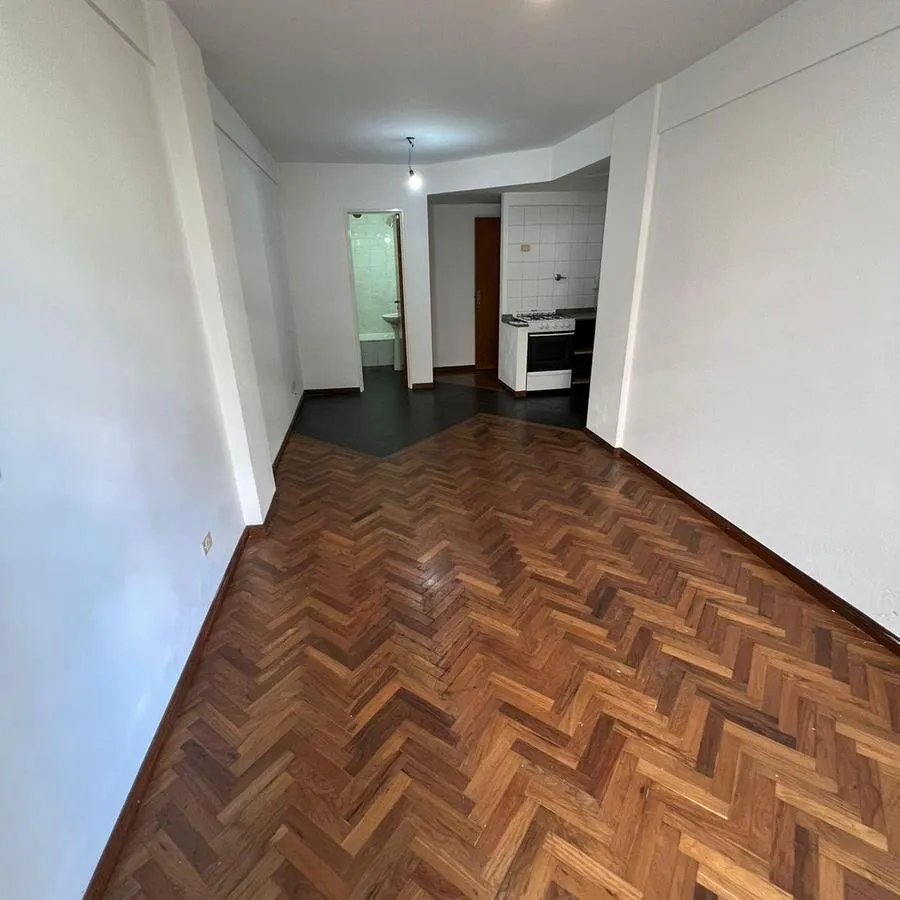 Квартира-студия в Lomas de Zamora рядом с Hipólito Yrigoyen