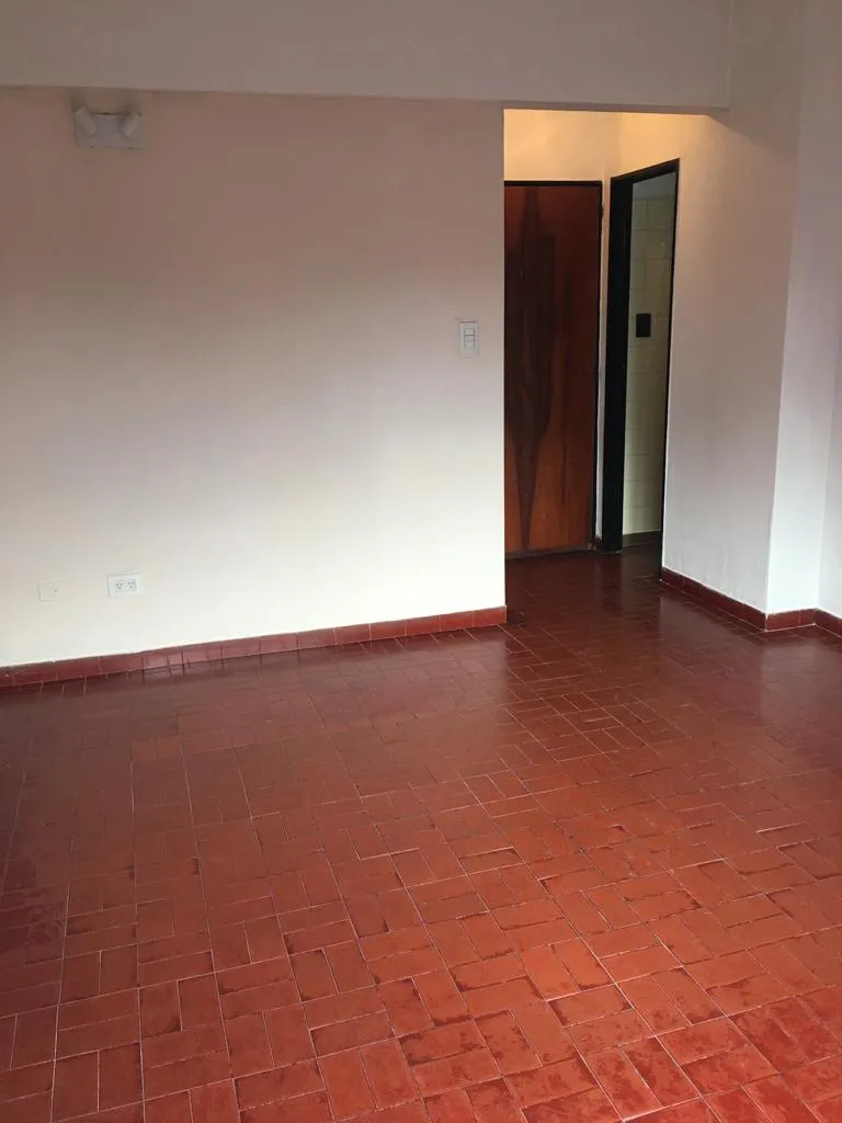 Квартира-студия с окнами на улицу в Coghlan